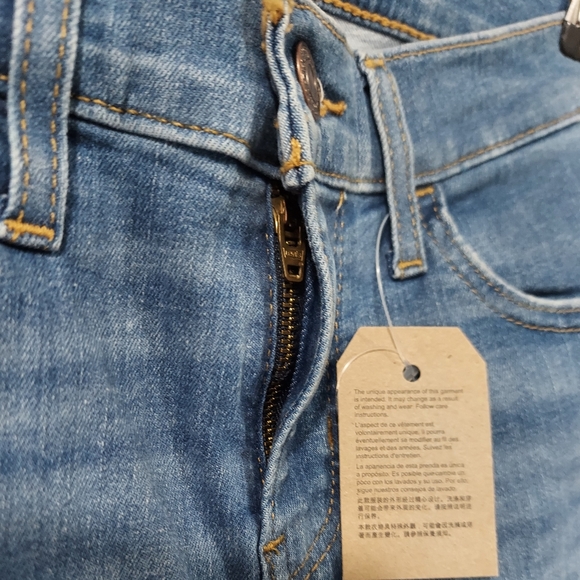 Levi's 710 Supper Skinny Jeans - Picture 8 of 10